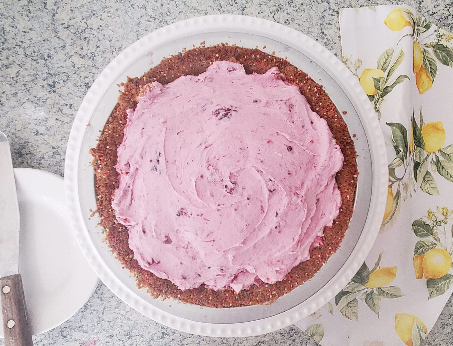 "Bumbleberry" is a mix of Blackberries, blueberries, raspberries & strawberries, all swirled in to my Home Base Pie Cream Pie Filling. 