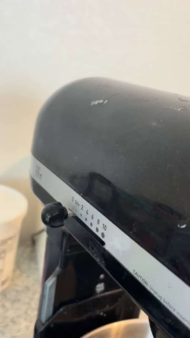 My Kitchen aid mixer just went up in smoke, literally. #deadkitchenaid #blacksmoke #deadmixer